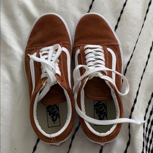 brown old skool vans!!